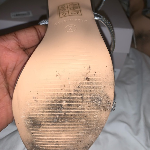 PrettyLittleThing Silver Jewel Diamanté Heel - Picture 5 of 6